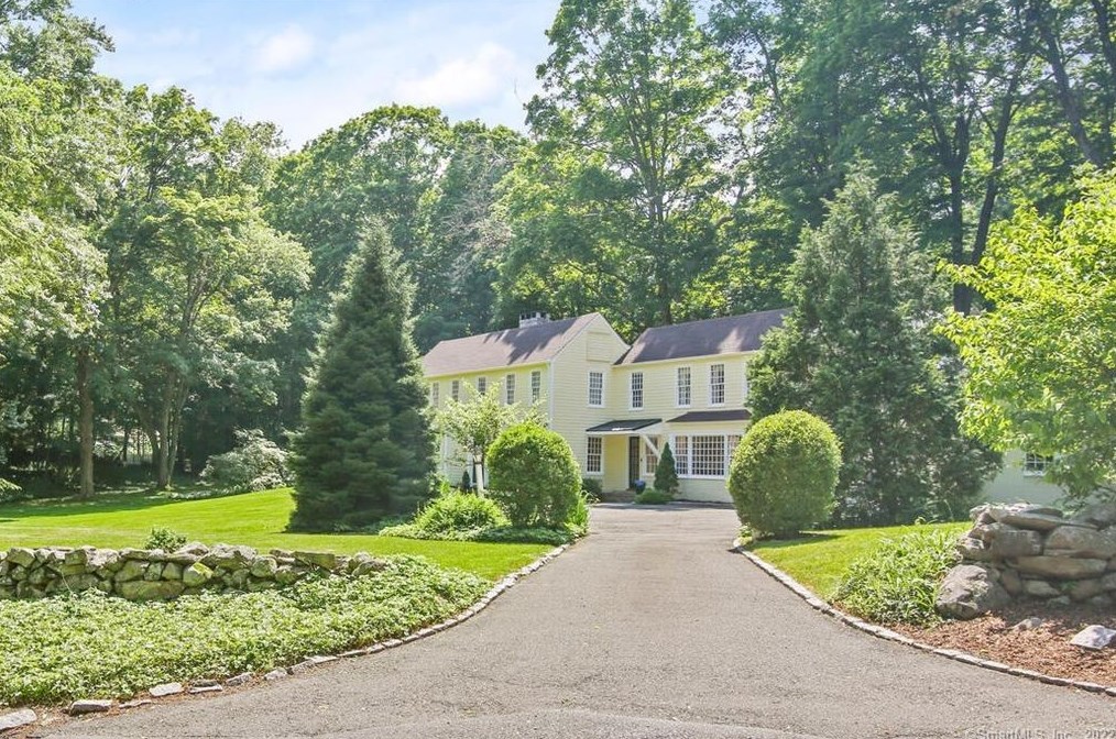 6 Sachem Rd, Weston, CT 06883