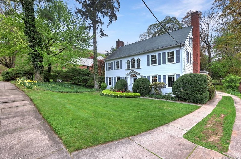2151 Chapel St, New Haven, CT 06515-2706