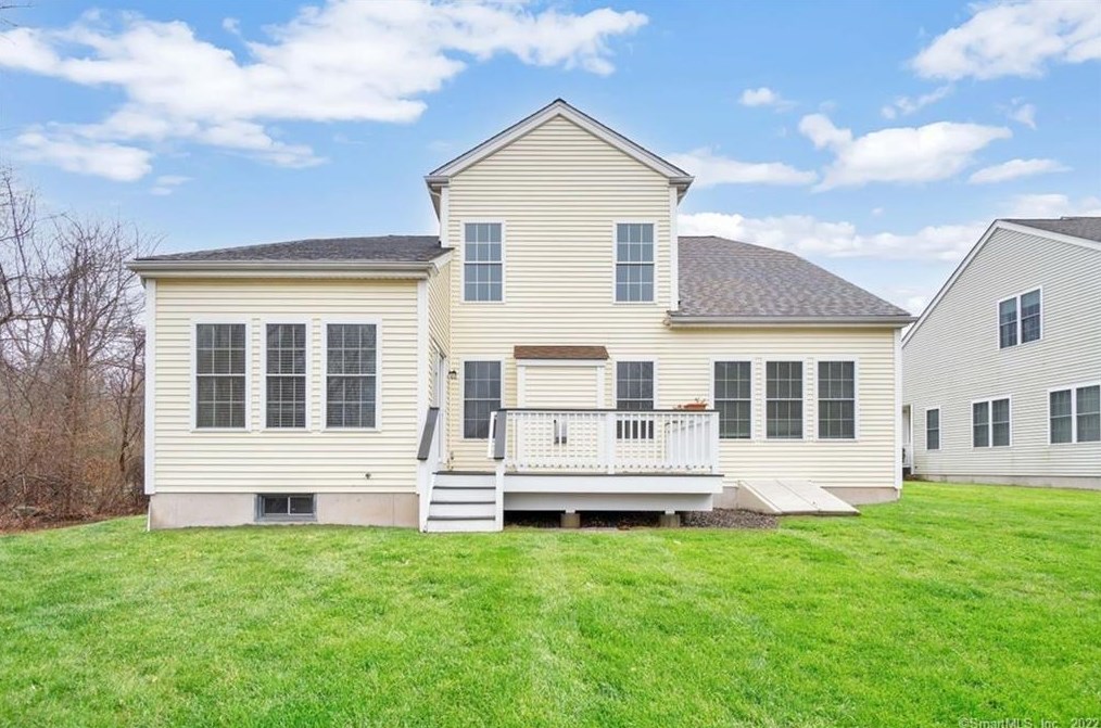 1 Wadsworth Ln #1, Cheshire, CT 06410