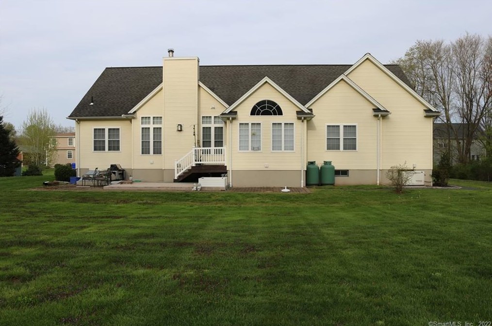 237 Millbrook Rd, Middletown, CT 06457