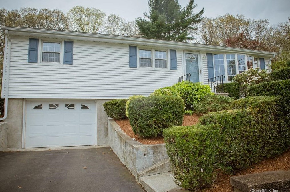 325 Laurel St, New Haven, CT 06512-1547