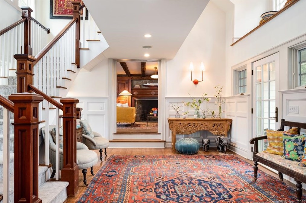69 Clinton Ave, Westport, CT 06880