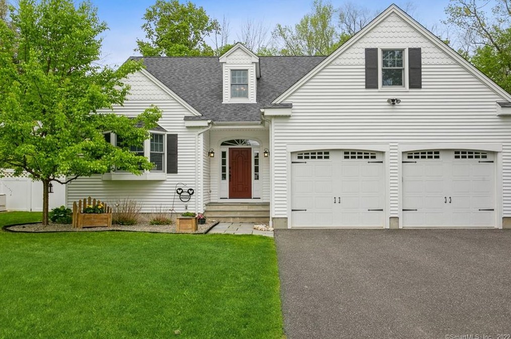 167 Tanton Hill Rd, Ridgefield, CT 06877