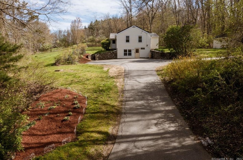 180 Tyrone Rd, Pomfret Center, CT 06259