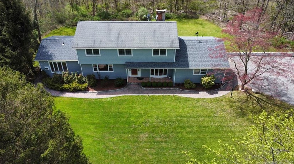 26 High Ridge Rd, Brookfield Center, CT 06804