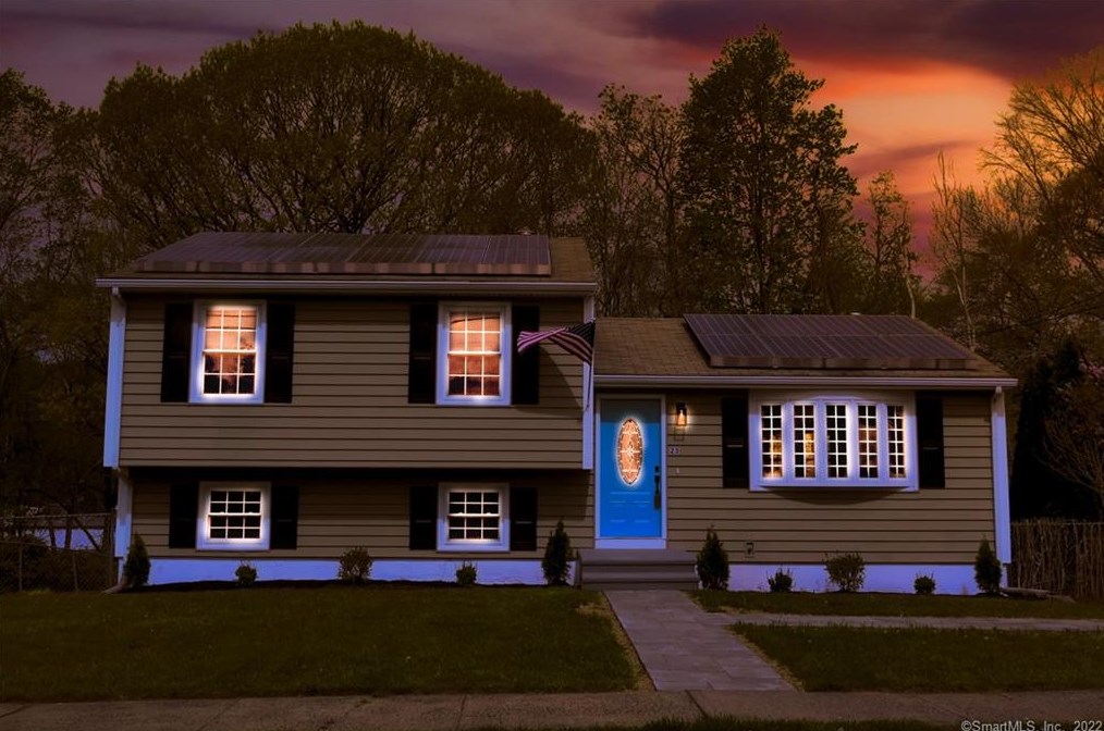 23 Robertson Rd, New-Haven, CT 06518 exterior