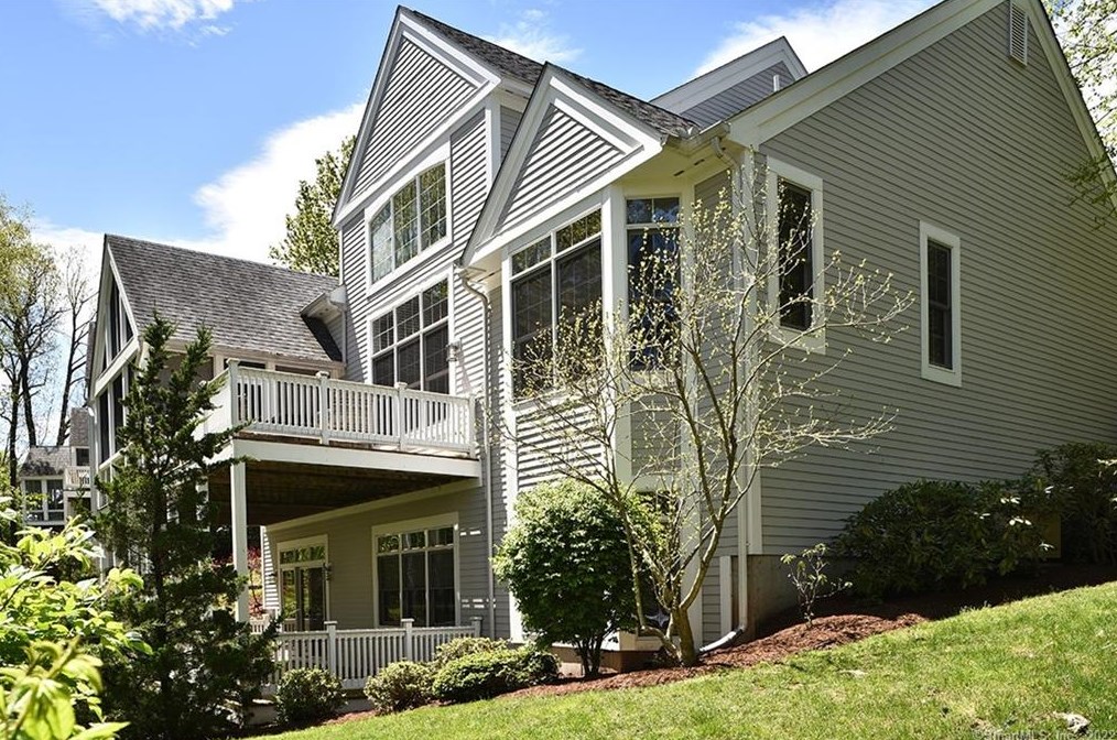 15 Lower Heatherwood, Cromwell, CT 06416-2714