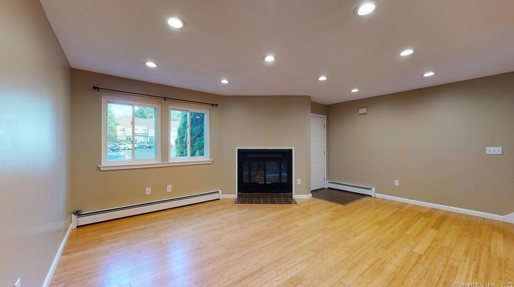 60 Old Town Rd #74, Vernon, CT 06066