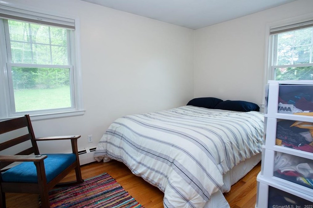 1250 Copper Hl Rd, Suffield CT 06093-2917 exterior