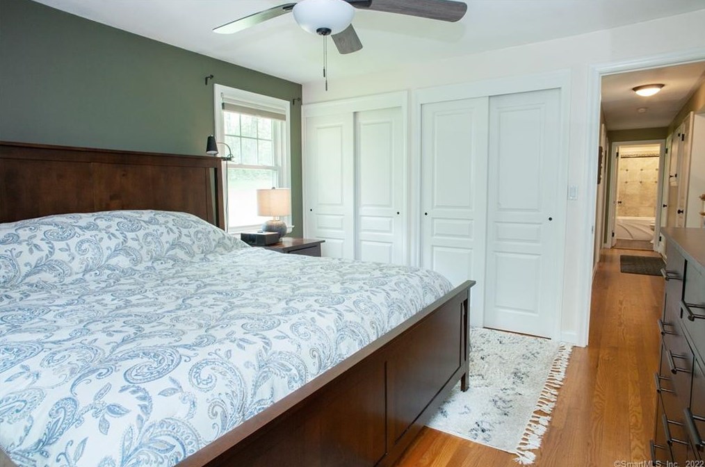 1250 Copper Hl Rd, Suffield CT 06093-2917 exterior