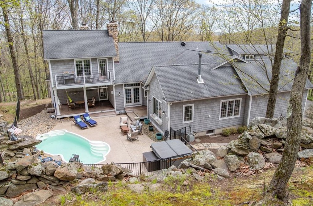 5 Chimney Hill Rd, Sherman, CT 06784