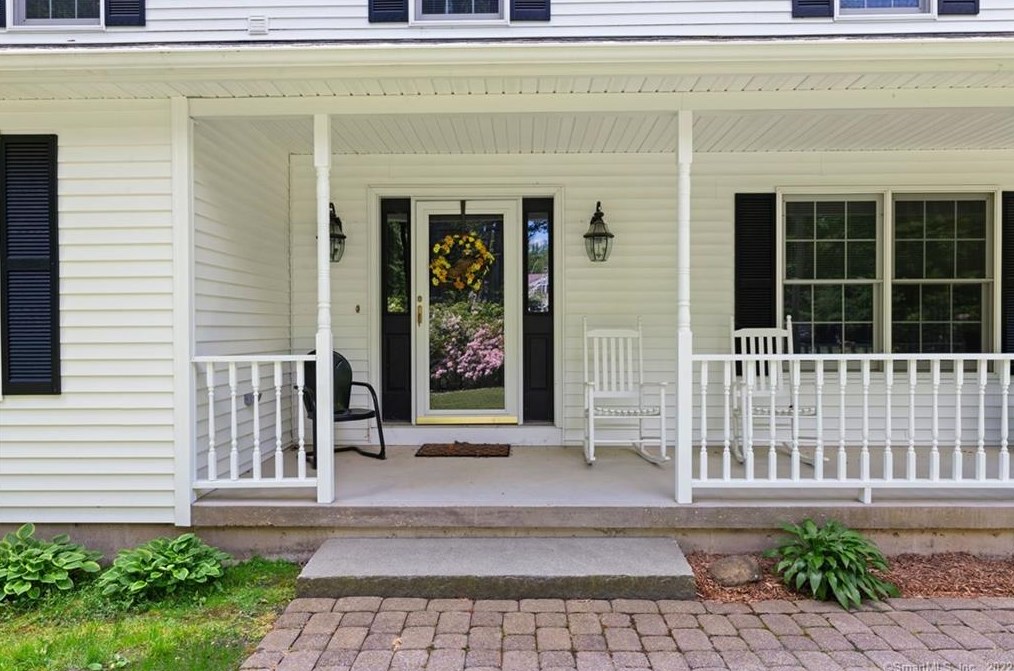 25 Silhouette Dr, Colbrook, CT 06021