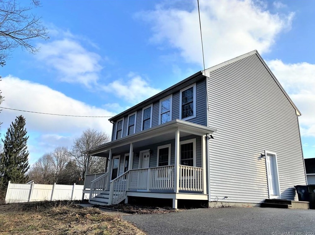 7 Park Ave, Chestnut Hill, CT 06226
