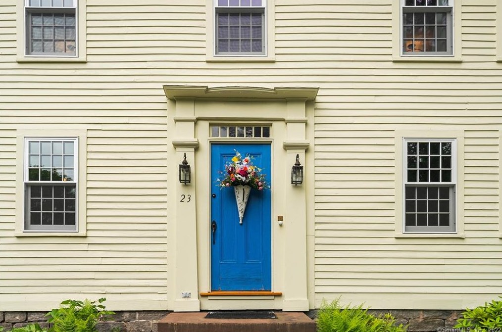 23 Middle Haddam Rd, Middle Haddam, CT 06456