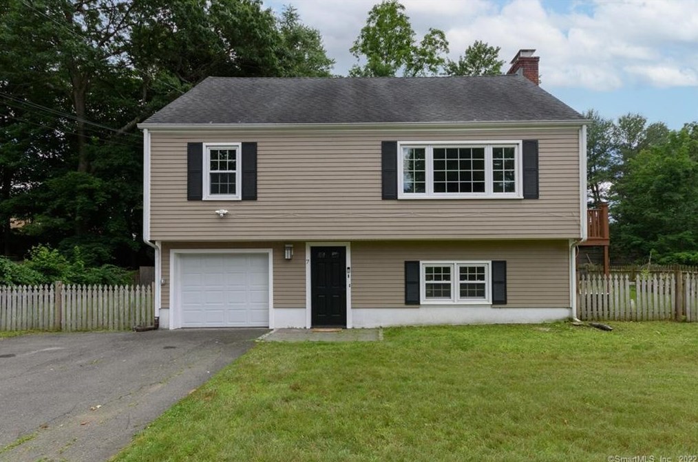 7 Willowbrook Dr, Westport, CT 06880
