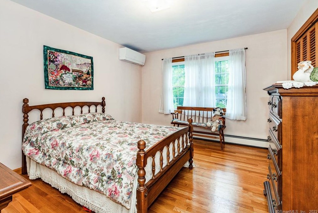 75 Tamara Cir, Avon CT 06001-2234 exterior