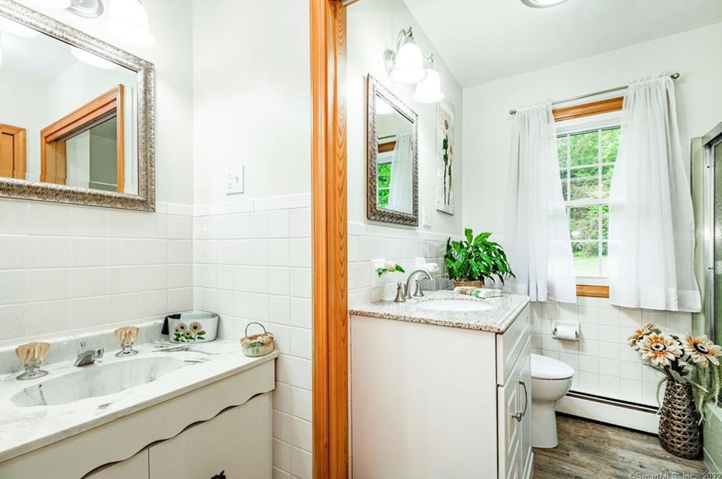 75 Tamara Cir, Avon CT 06001-2234 exterior