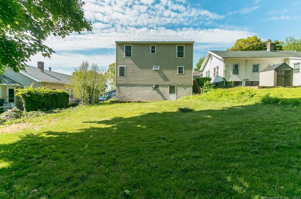 45 Maplewood Terrace Ext, New Haven, CT 06514-3013