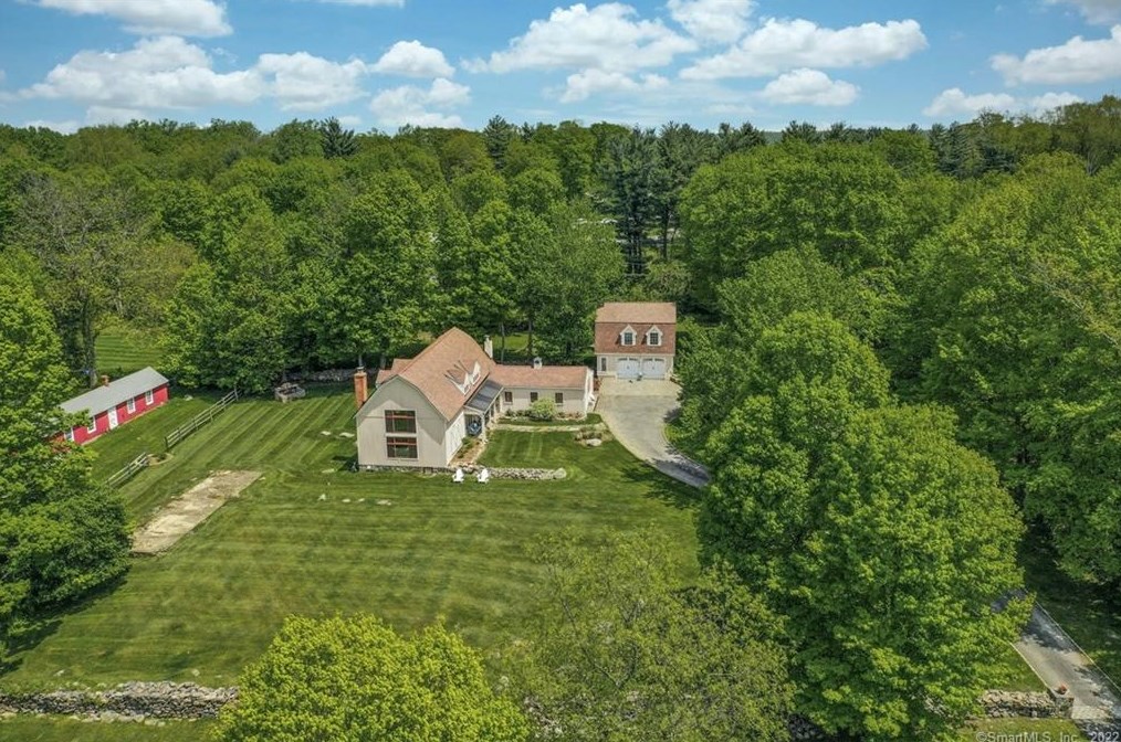 120 Walnut Grove Rd, Ridgefield, CT 06877