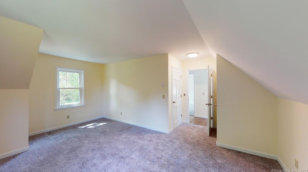 61 Duane Ln, Unionville CT  06013-1307 exterior