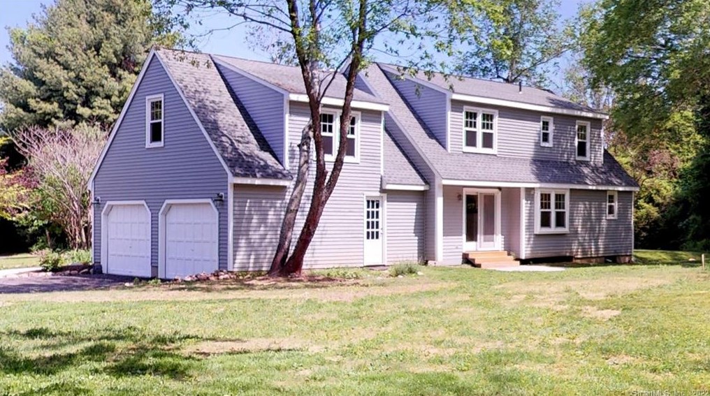 61 Duane Ln, Unionville, CT 06013