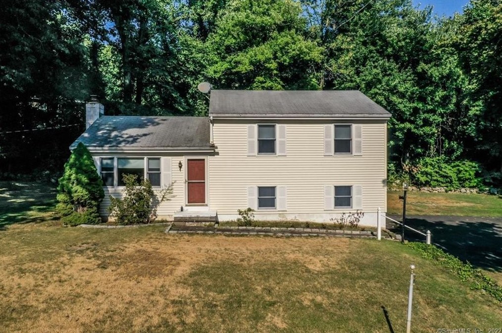 90 Birchwood Ave, New Canaan, CT 06840
