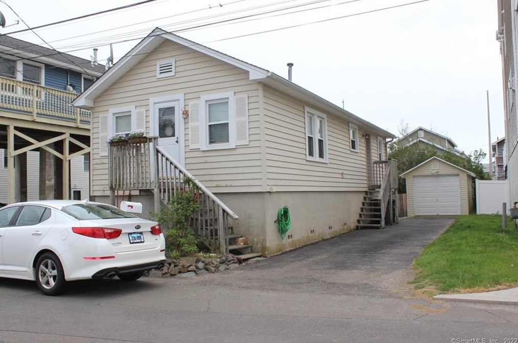 37 Morehouse Ave, Milford, CT 06460
