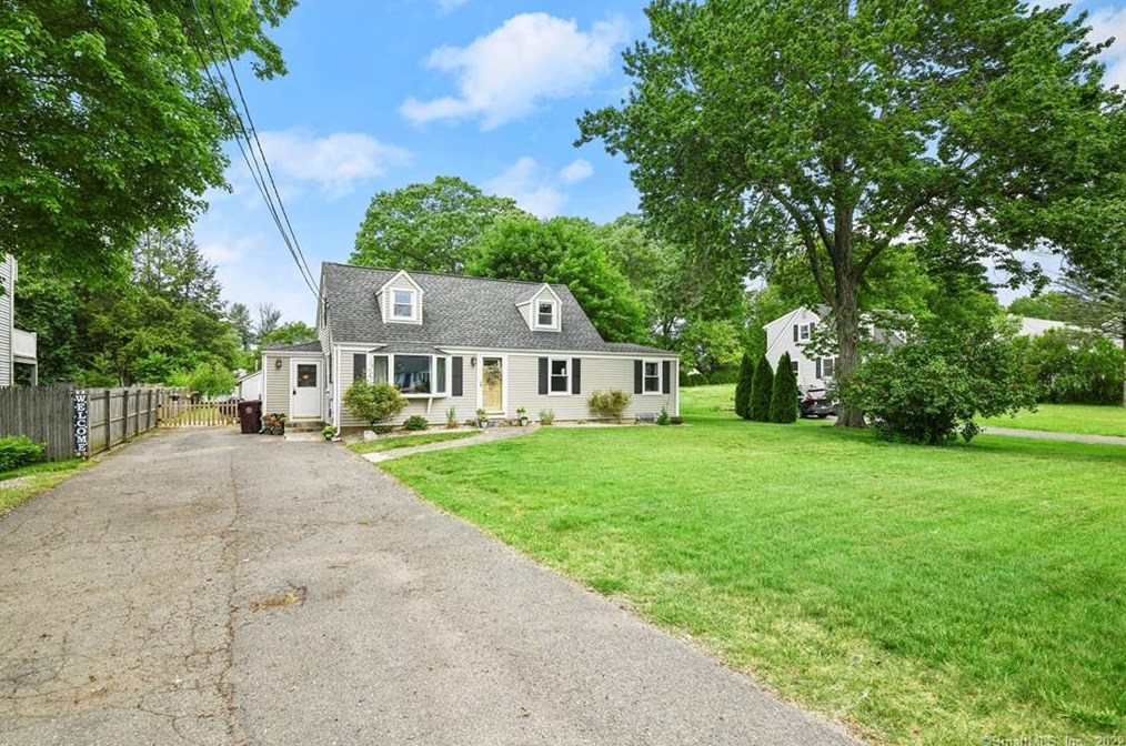 45 Peggy Ln, Farmington, CT 06032-3446
