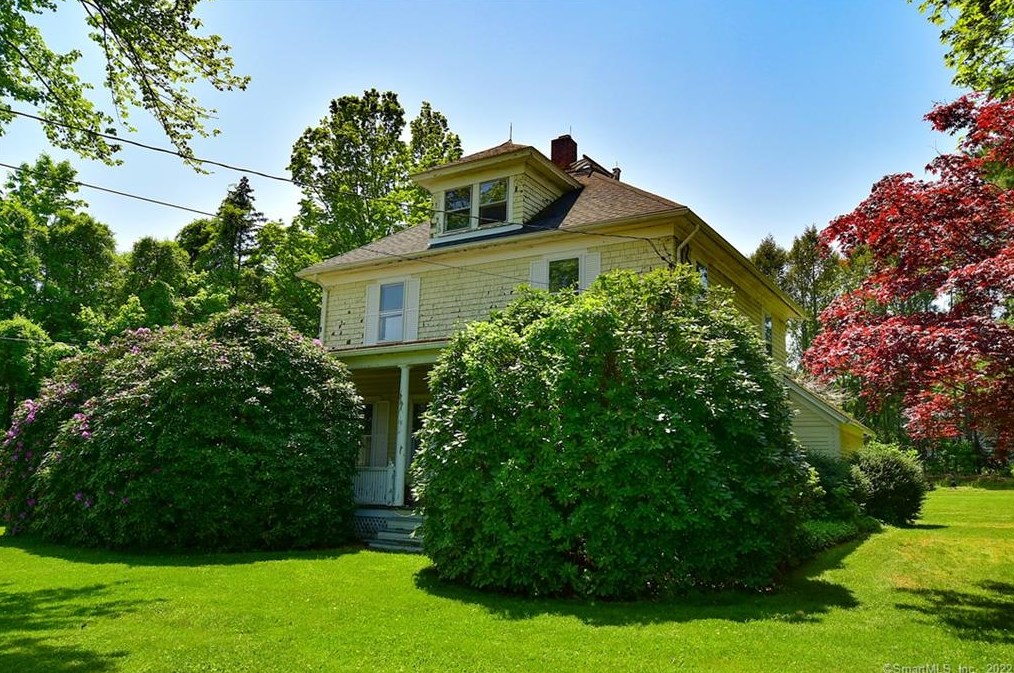 95 Skinner Rd, Vernon, CT 06066-2720