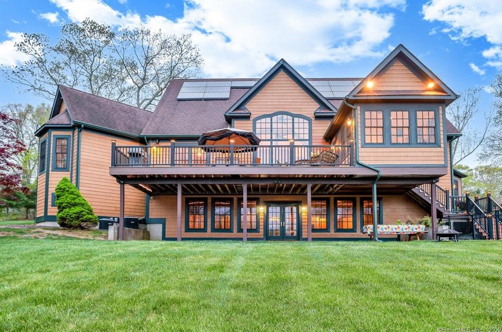 550 Colonel Ledyard Hwy, Gales Ferry, CT 06339