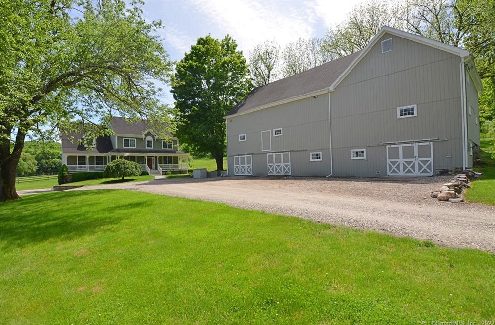 53 Pond Brook Rd, Newtown, CT 06470