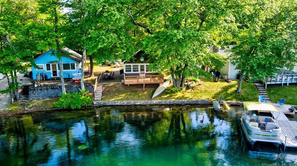 8 Arnold Ln, Killingly, CT 06241