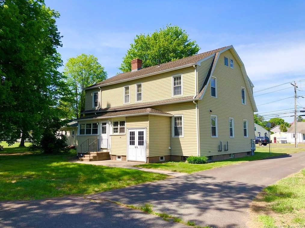 664 Main St #2, Cromwell, CT 06416