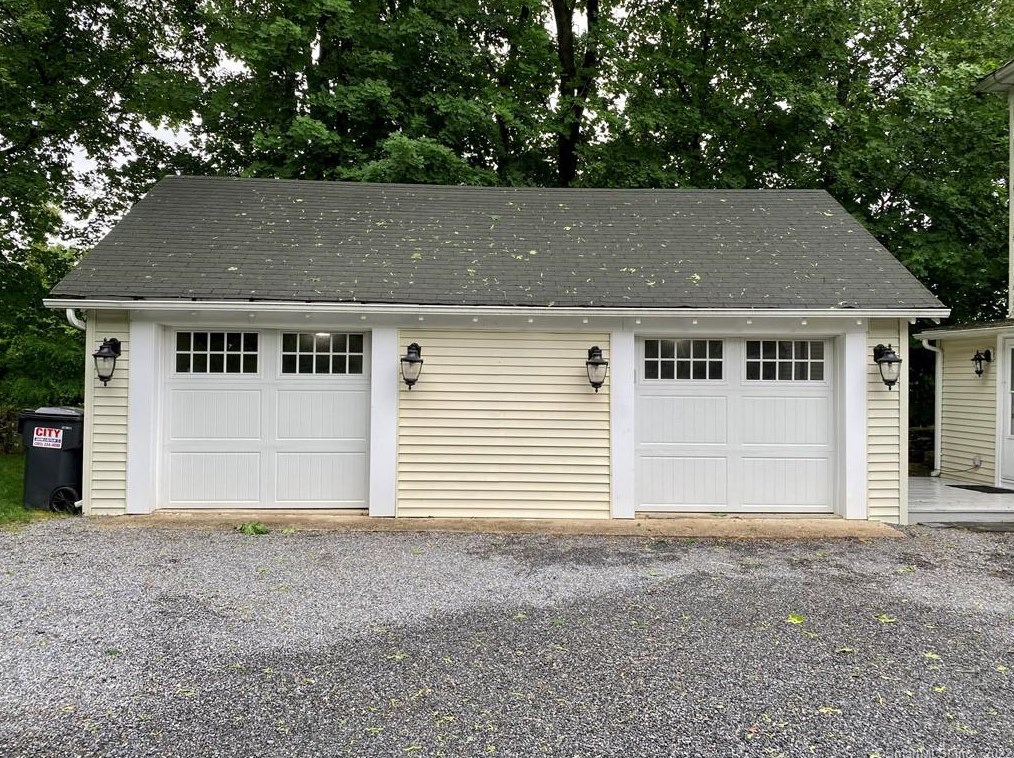 84 Putnam Ave, Cos Cob CT  06807-2608 exterior