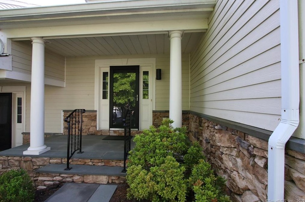 638 Danbury Rd #40, Ridgefield, CT 06877