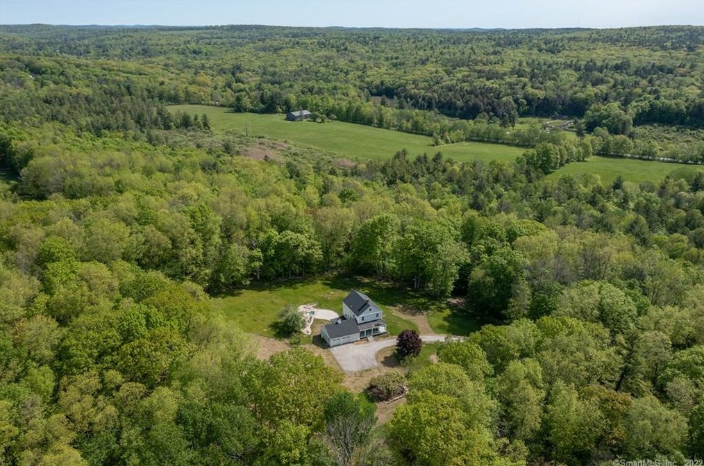 72 Hillhouse Rd, Goshen, CT 06756