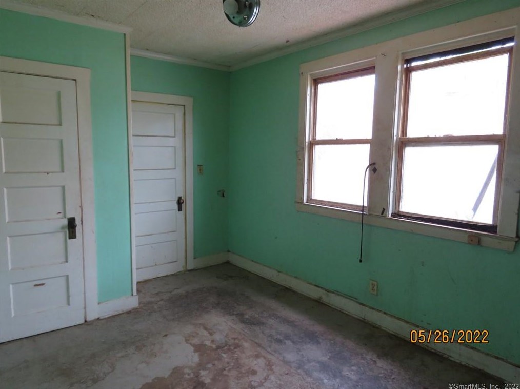 76 Connecticut Blvd, Hartford CT 06108-3013 exterior