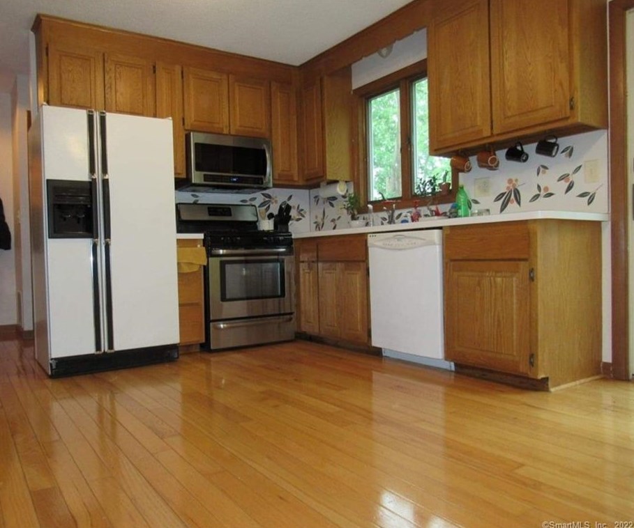 45 Atlantic St #d, New Britain, CT 06053