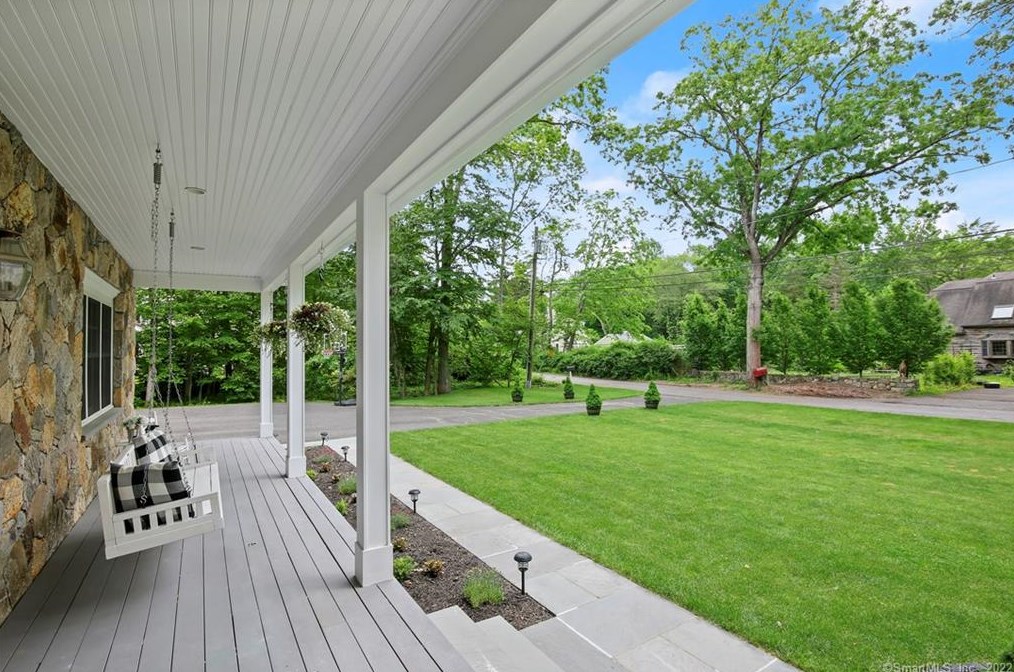 9 Samuelson Rd, Weston, CT 06883-1044