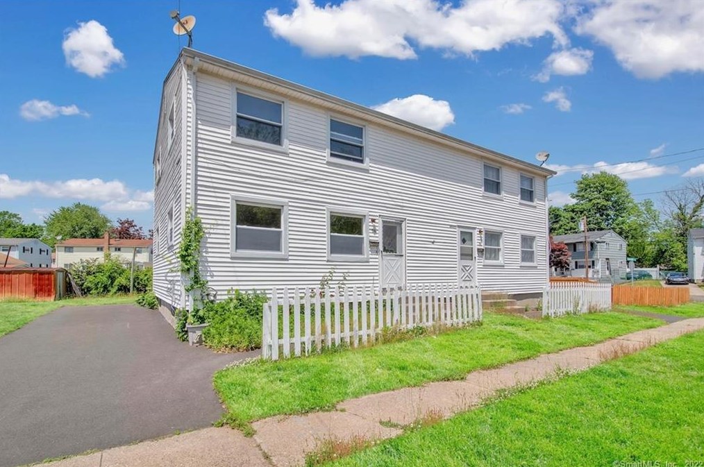 56 Cloverdale Dr, Hartford, CT 06118-3108
