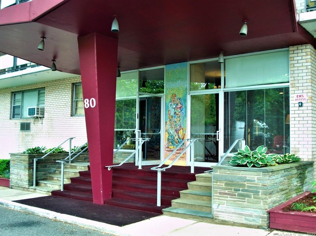 80 Cartright St #1d, Bridgeport, CT