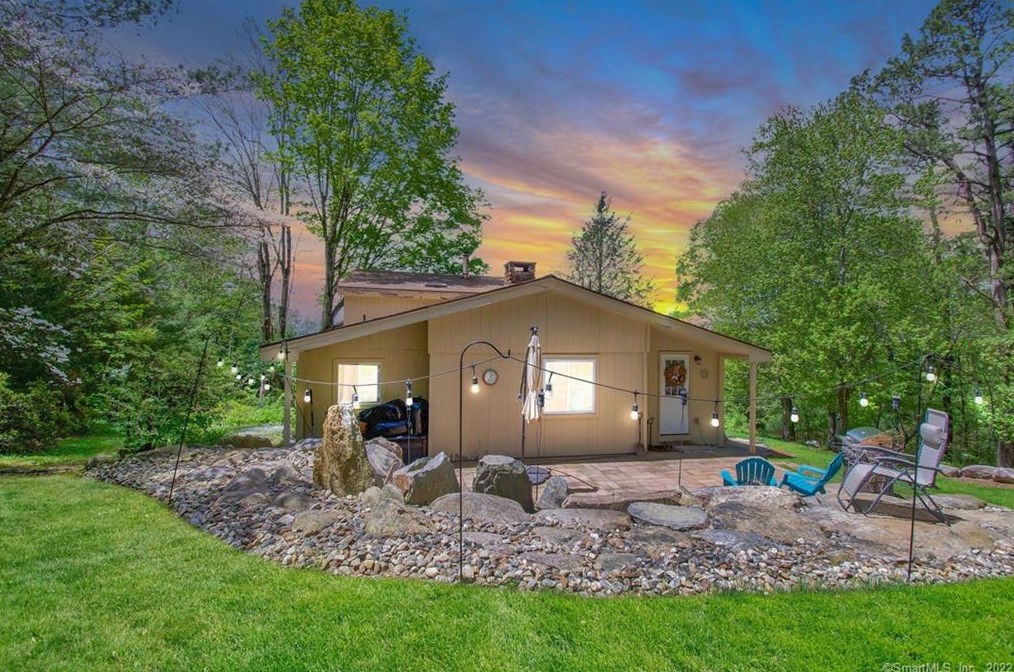 23 Mountain Spring Rd, Tolland, CT 06084
