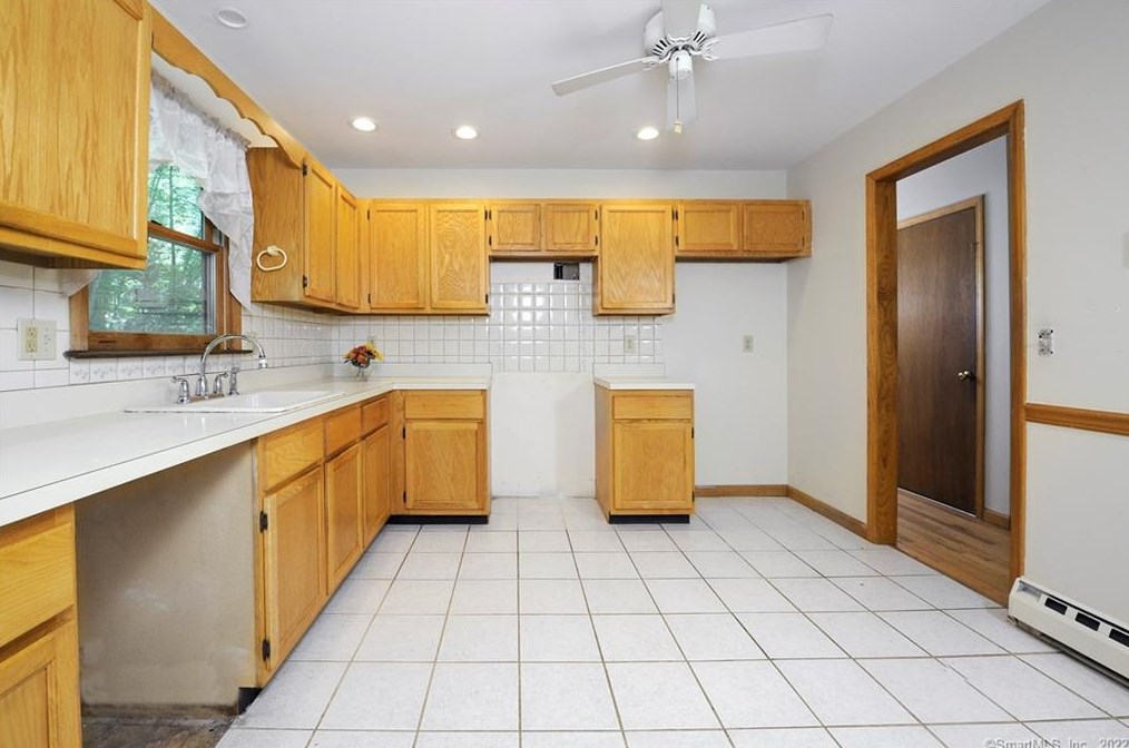 20 Dons Ter, Northville CT  06776-3664 exterior