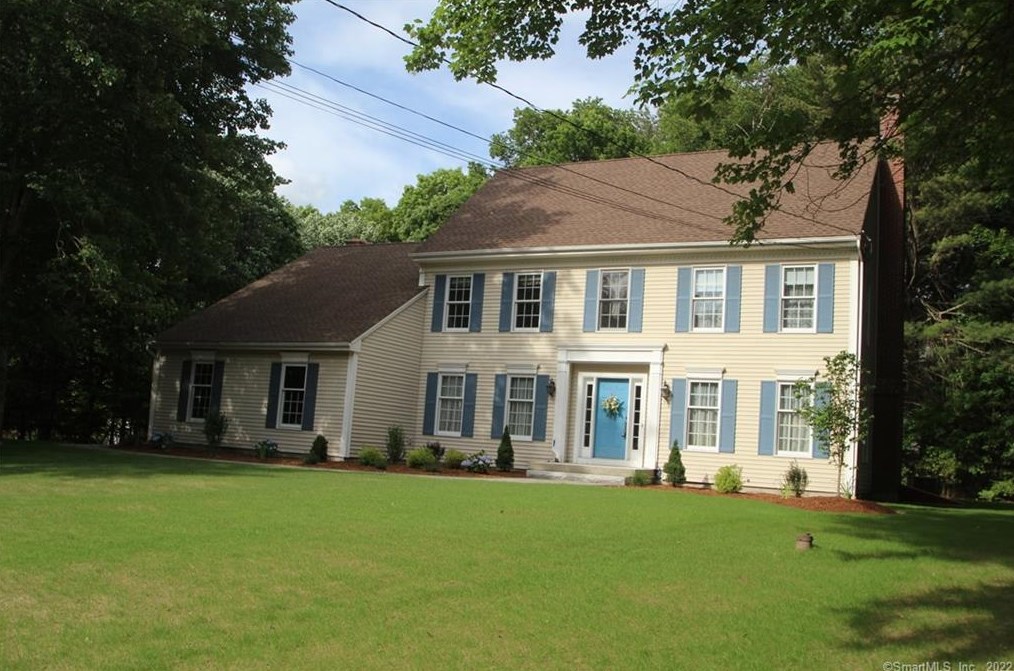 43 Deerwood Rd, Tolland, CT 06084