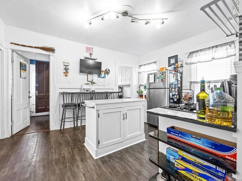 70 Spring St, New Haven CT 06519-2338 exterior