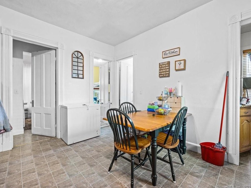 70 Spring St, New Haven CT 06519-2338 exterior