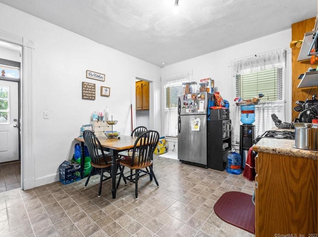 70 Spring St, New Haven CT 06519-2338 exterior