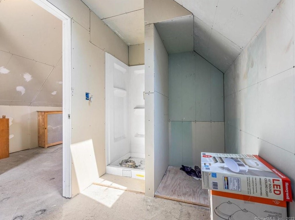 70 Spring St, New Haven CT 06519-2338 exterior