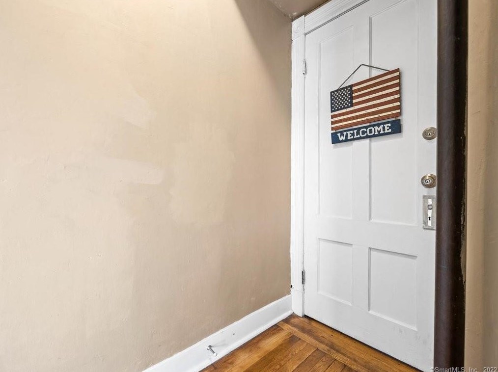 70 Spring St, New Haven CT 06519-2338 exterior