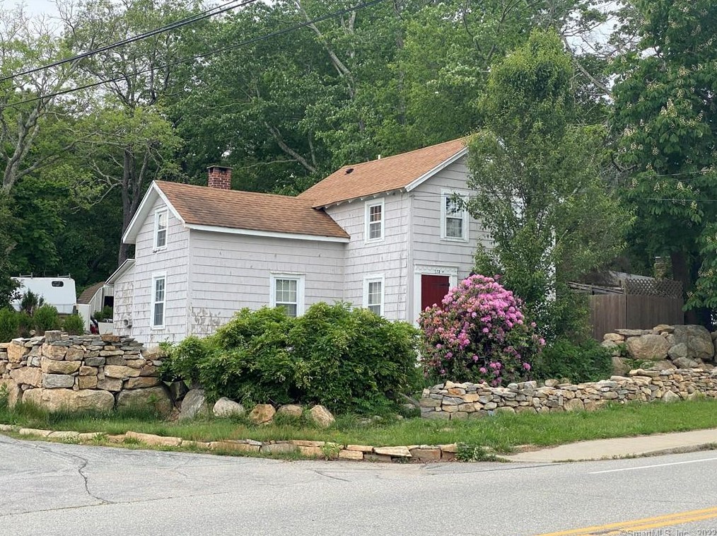 174 Pennsylvania Ave, Niantic, CT 06357